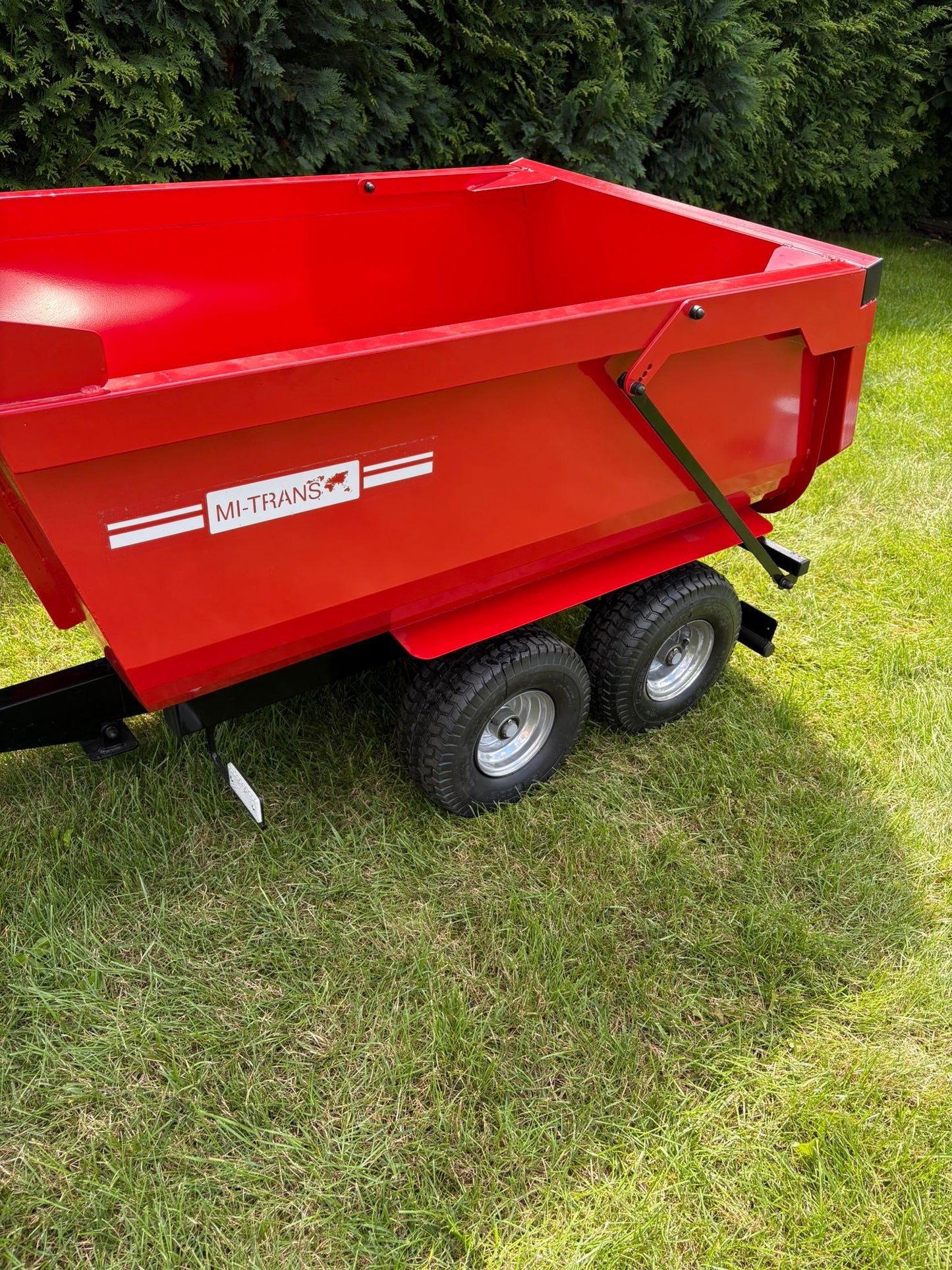 🇬🇧 MI-TRANS Mini Tipping Trailer – Electric Lift