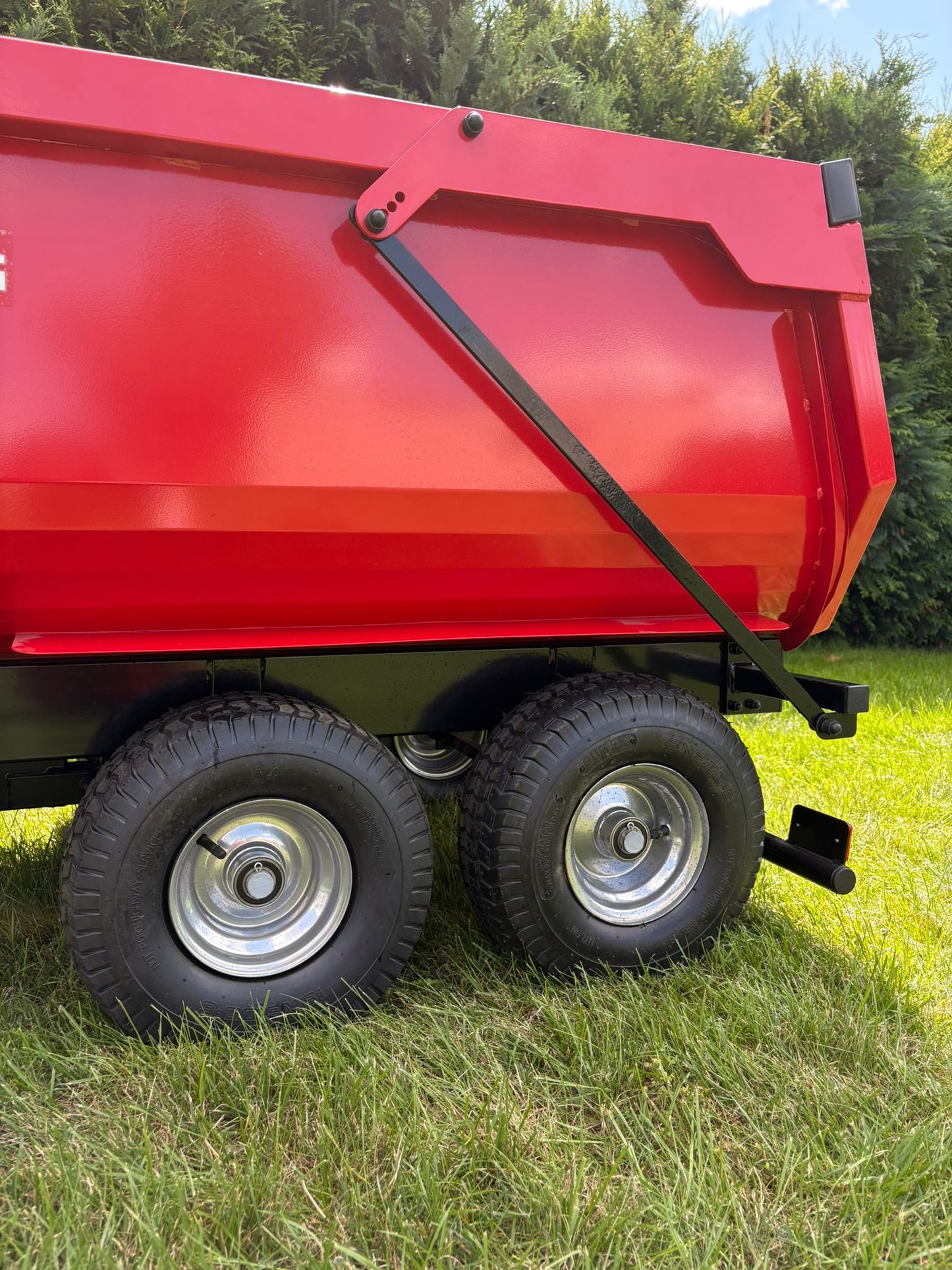 🇬🇧 MI-TRANS Mini Tipping Trailer – Electric Lift